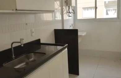 Imagem: O apartamento possui 2 Dormitórios, 2 Banheiros, 1 Vaga na