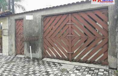 Imagem: A casa possui 2 Dormitórios, 2 Banheiros, 2 Vagas na garagem