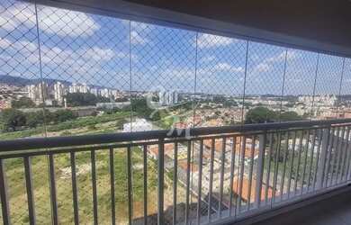 Imagem 15: Andar alto e vista livre. Piscina, Churrasqueira, VarandaeÁrea de serviço