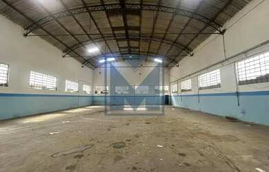 Imagem: O depósito possui 758m² de Área, Imóvel novo e está localizado