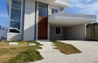 Imagem: A casa em condomínio possui 4 Dormitórios, 5 Banheiros, 4