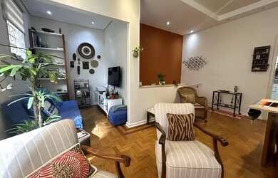 Imagem: O apartamento possui 2 Dormitórios, 2 Banheiros, 1 Vaga na