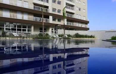 Imagem 16: Andar alto e vista livre. Piscina, Churrasqueira, VarandaeÁrea de serviço