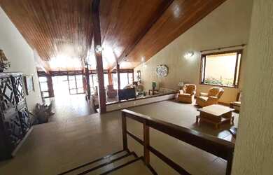 Imagem 13: Casa condomínio Portogalo dentro canal da Marina - churrasqueira - lancha...