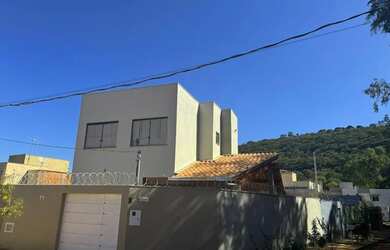 Imagem 2: Casa à venda no bairro Ibituruna com 112m², 3 Quarto(s), 1 Suíte, 3 Vaga(s)