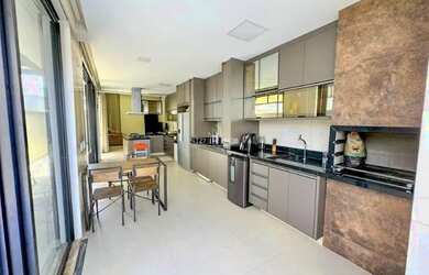 Imagem 5: Casa térrea com 03 suítes plenas, sendo master com closet, condomínio...