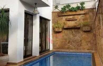 Imagem: O depósito possui 4 Vagas na garagem, 295m² de Área e está