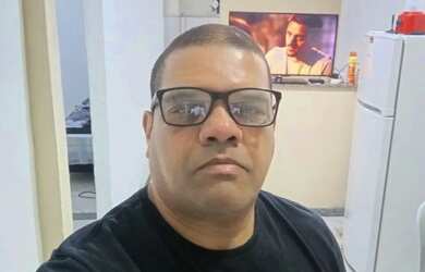 Imagem: O apartamento e possui 2 Dormitórios, 1 Banheiro, -86m² de