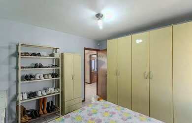 Imagem 14: Casa ampla 2 andares com 3 dormitórios e suíte no bairro Duque De Caxias