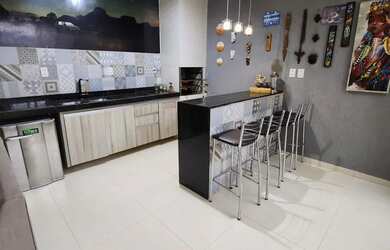 Imagem 12: Casa Térrea - 704 Sul. Piscina, Churrasqueira, Ar-condicionadoe144m²...