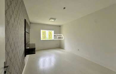 Imagem 8: Jóia do Candeias - próximo à Fainor