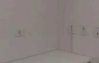 Imagem 13: Apartamento à Venda em Maringá com 2 Quartos, Suíte e Sacada no Novo...