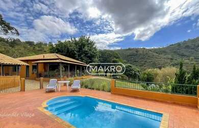 Imagem: A fazenda possui 21.000m² de Área e está localizado em Moeda