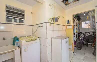 Imagem 12: Vendas Casa Curitiba PR. Churrasqueira, Varanda, Área de serviçoe135m²...