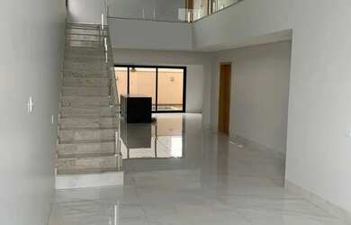 Imagem 2: Sobrado - ParqVille Jacarandá Casa em Condomínio com 4 Quarto s e 5...