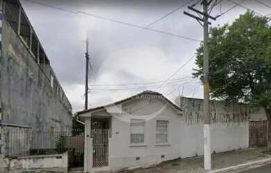 Imagem: O terreno possui 494m² de Área e está localizado em Vila