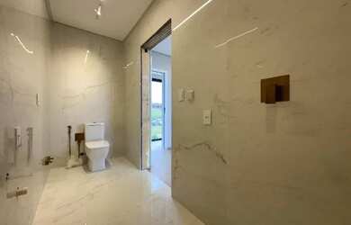 Imagem 10: Casa altíssimo padrão em condomínio com ACESSO PARTICULAR a lagoa no...