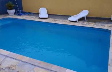 Imagem: A pousada chalé possui 2 Dormitórios, Acomodam 15 pessoas