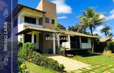 Imagem: A casa em condomínio possui 3 Dormitórios, 2 Banheiros, 4