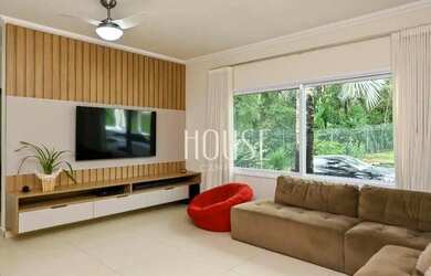 Imagem: A casa em condomínio possui 3 Dormitórios, 4 Banheiros, 4