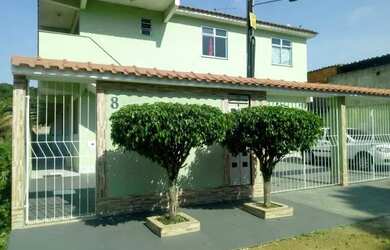 Imagem: A casa possui 1 Dormitório e 1 Banheiro e está localizado