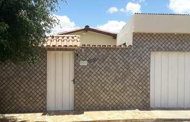 Imagem 2: Casa. 110m² de Área, 1 Vaga na garageme4 Dormitórios