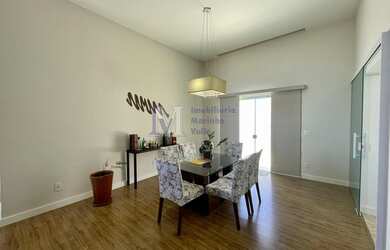 Imagem 9: Casa em Condomínio para Venda em Bragança Paulista, Condomínio Terras de Santa Cruz, 3 dor