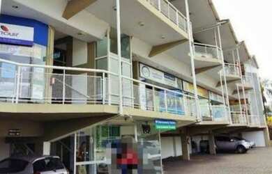 Imagem: A casa possui 1 Dormitório, 1 Banheiro, 1 Vaga na garagem