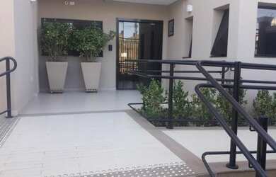 Imagem: O apartamento possui 3 Dormitórios, 2 Banheiros, 2 Vagas na