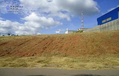Imagem: O terreno possui 6.592m² de Área e está localizado em Tanque