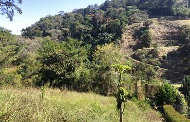 Imagem: O terreno possui 1.260m² de Área e está localizado em Itaipava