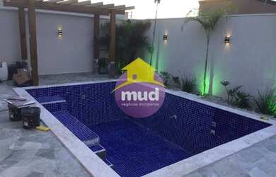 Imagem: A casa em condomínio possui 3 Dormitórios, 5 Banheiros, 4