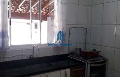 Imagem: A casa em condomínio possui 2 Dormitórios, 1 Banheiro, 2 Vagas