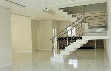 Imagem 7: Sobrado a venda com piscina e escritório no Condomínio Jardim de Mônaco...