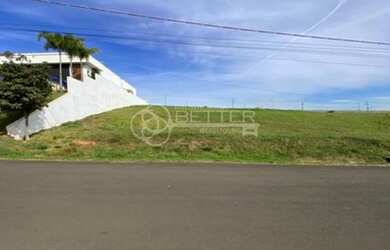 Imagem 5: Belo terreno á venda mata nativa de preservação em frente, no Condomínio Xapada em Itu/SP