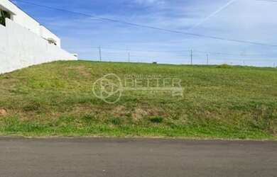 Imagem 1: Belo terreno á venda mata nativa de preservação em frente, no Condomínio Xapada em Itu/SP