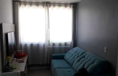 Imagem: O apartamento possui 2 Dormitórios, 1 Banheiro, 1 Vaga na garagem