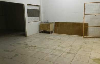 Imagem 10: Loja Comercial. 330m² de Áreae4 Vagas na garagem