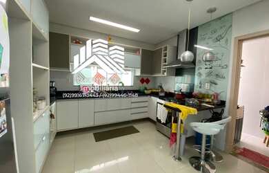 Imagem: A casa em condomínio possui 3 Dormitórios, 4 Banheiros, 4