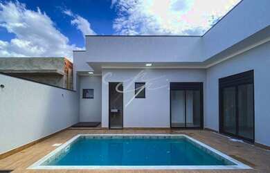 Imagem: A casa em condomínio possui 3 Dormitórios, 4 Banheiros, 4