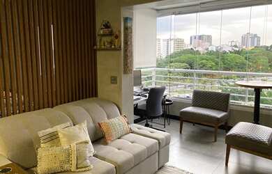 Imagem: O studio possui 1 Dormitório, 1 Banheiro, 1 Vaga na garagem