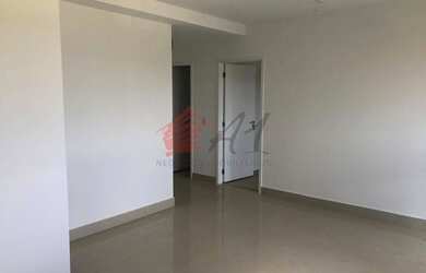 Imagem: O apartamento possui 2 Dormitórios, 1 Banheiro, 2 Vagas na