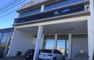 Imagem: O depósito possui 305m² de Área e está localizado em Parque