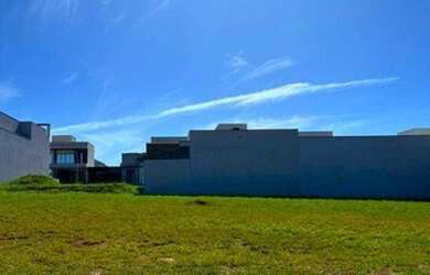 Imagem: O terreno possui 300m² de Área e está localizado em Jardim