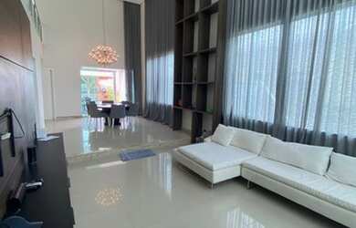 Imagem: A casa em condomínio possui 3 Dormitórios, 5 Banheiros, 4