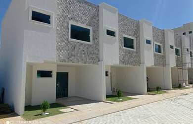 Imagem: A casa em condomínio possui 2 Dormitórios, 4 Banheiros, 1