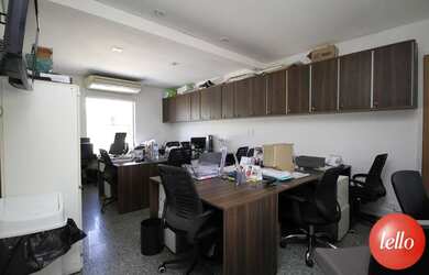 Imagem: O depósito possui 32m² de Área e está localizado em Jardim