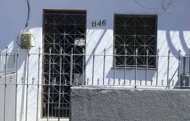 Imagem: A casa possui 1 Dormitório, 1 Banheiro, 40m² de Área e está