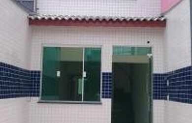 Imagem: A casa possui 4 Dormitórios, 2 Banheiros, 1 Vaga na garagem