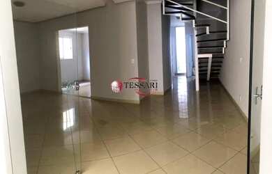 Imagem: A casa em condomínio possui 3 Dormitórios, 3 Banheiros, 2